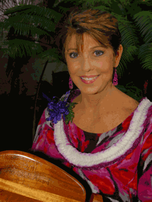 <b>Leslie Wilcox</b> is President and CEO of PBS Hawaii. - LeslieWilcox-HOST